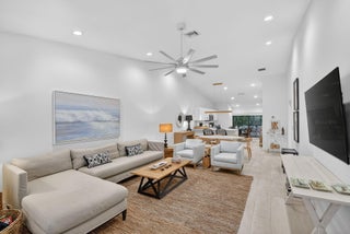 Photo of Listing #RX-11151607