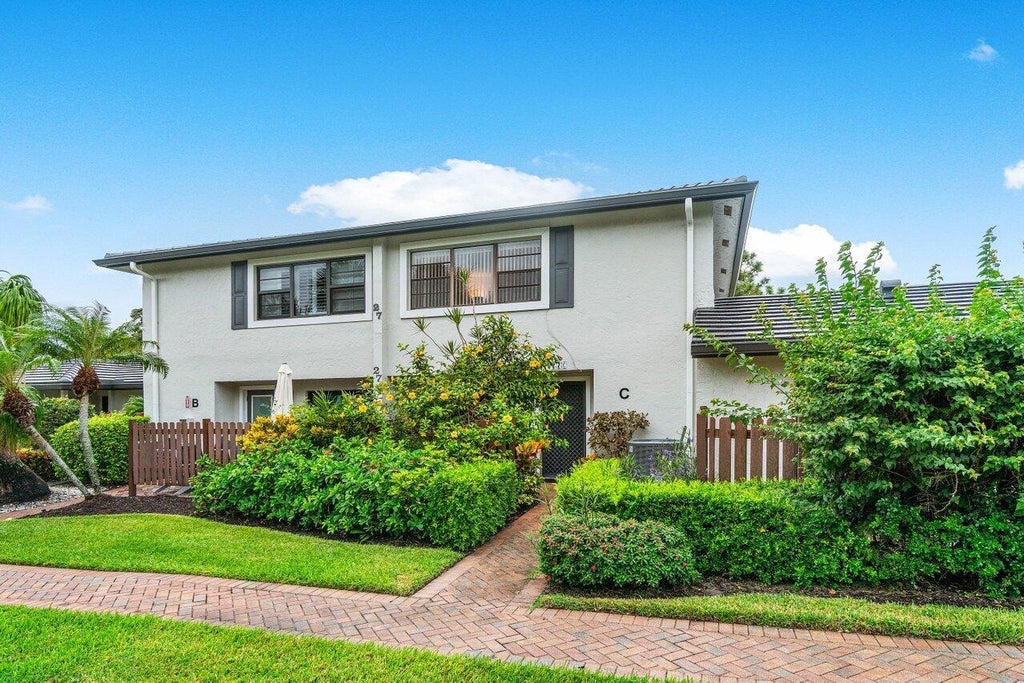 27 Southport Lane #c, Boynton Beach
