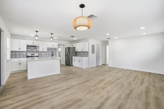 Photo of Listing #RX-11153290