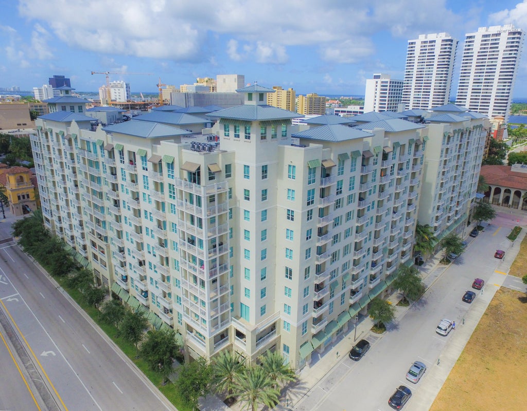 480 Hibiscus St #403, West Palm Beach