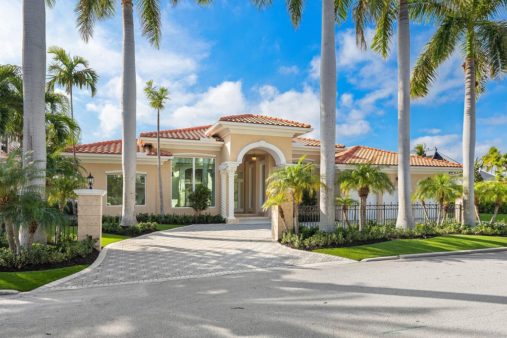 533 E Alexander Palm Road, Boca Raton