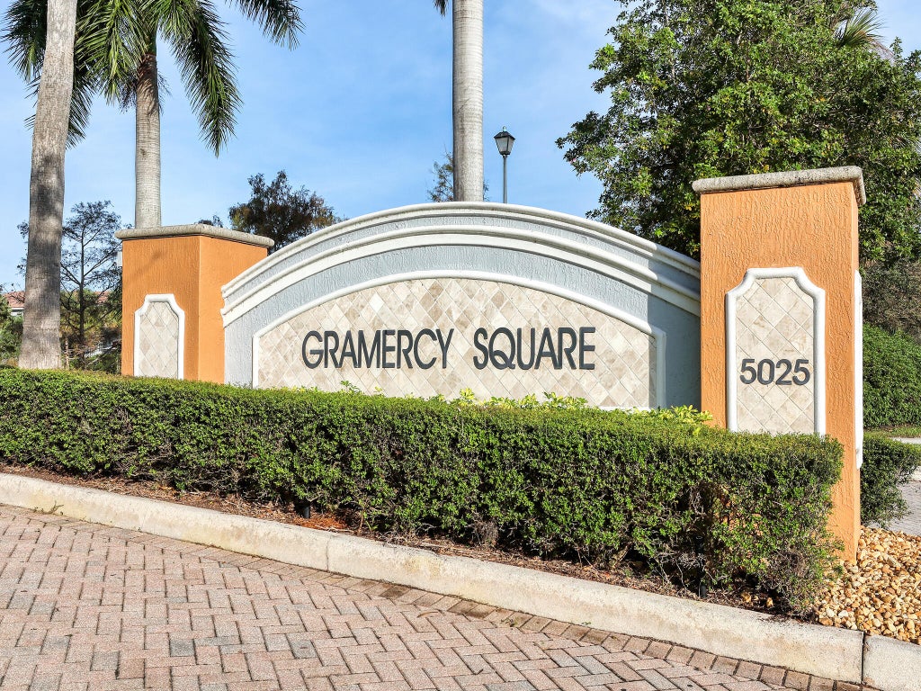 102 E Astor Circle, Delray Beach