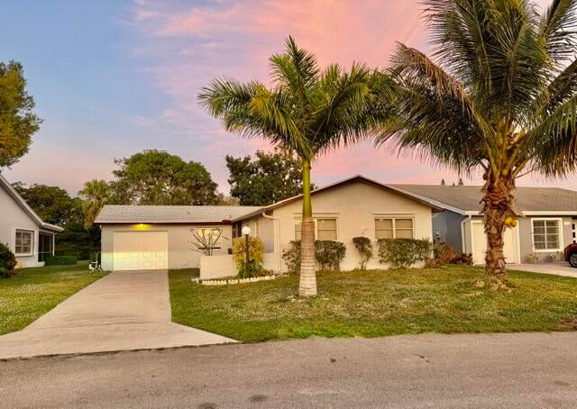 4190 Pine Green Run, Lake Worth