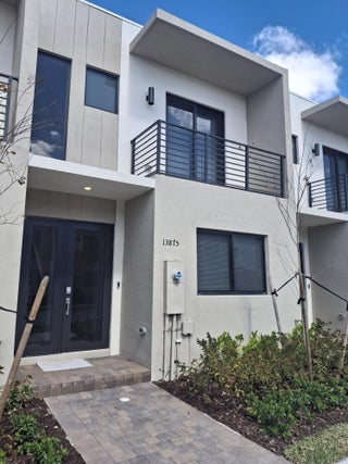 Photo of Listing #RX-11162811