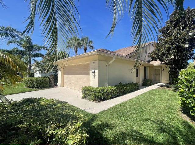 240 E River Park Dr, Jupiter