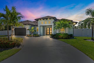 Photo of Listing #RX-10930546