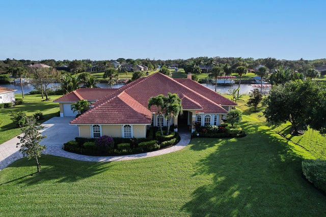 2622 Sw River Shore Dr, Port Saint Lucie