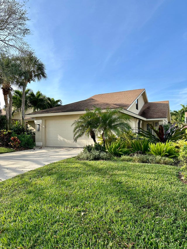 144 Sand Pine Dr, Jupiter