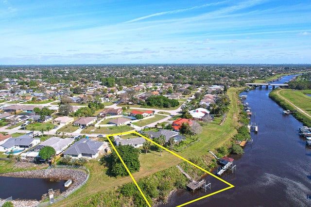 2674 Sw Monterrey Lane, Port Saint Lucie