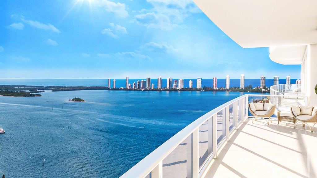 220 Lake Shore Dr #1405, Lake Park