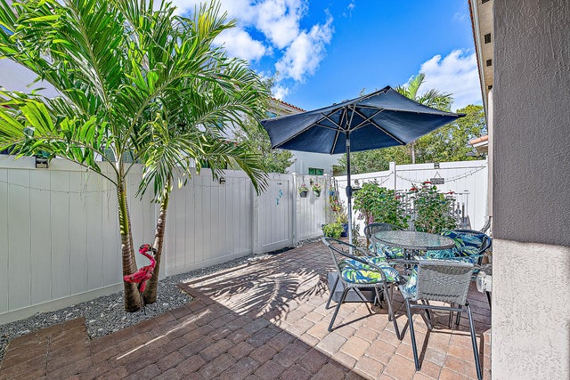 4403 Hemlock Dr, Riviera Beach