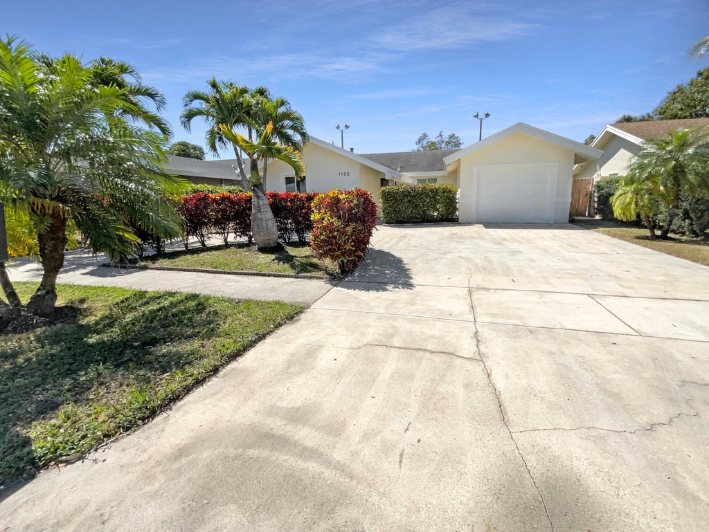 1108 Sw 75th Av, North Lauderdale