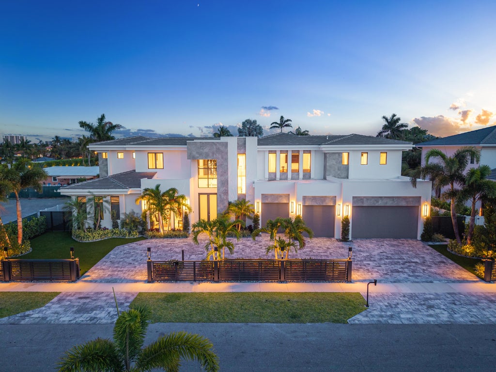 474 Ne 10th St, Boca Raton