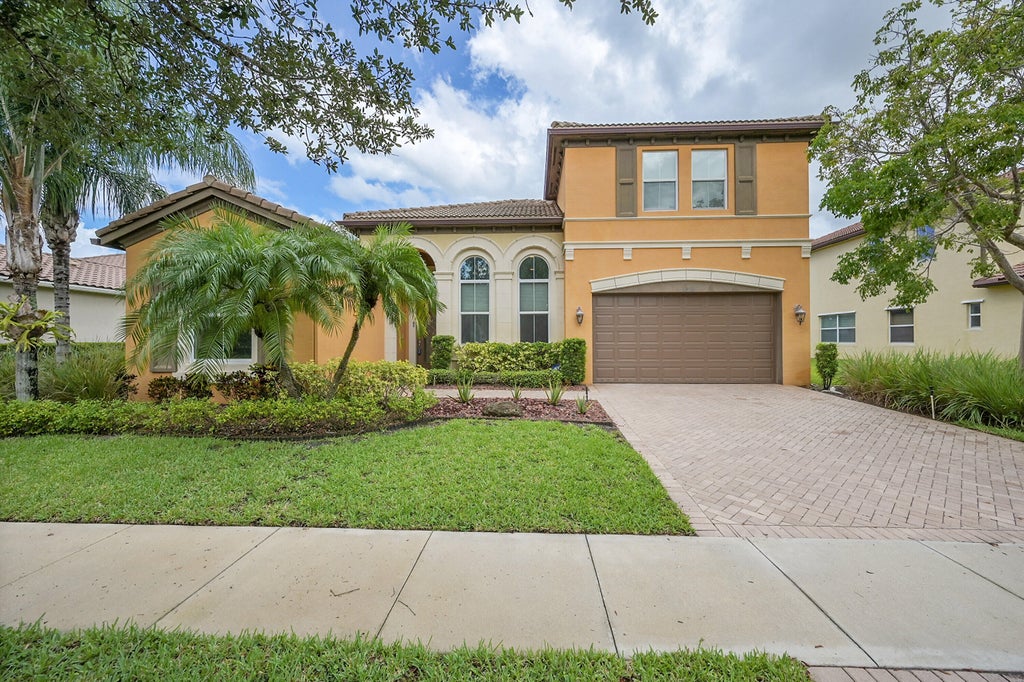 2539 Vicara Ct, Royal Palm Beach