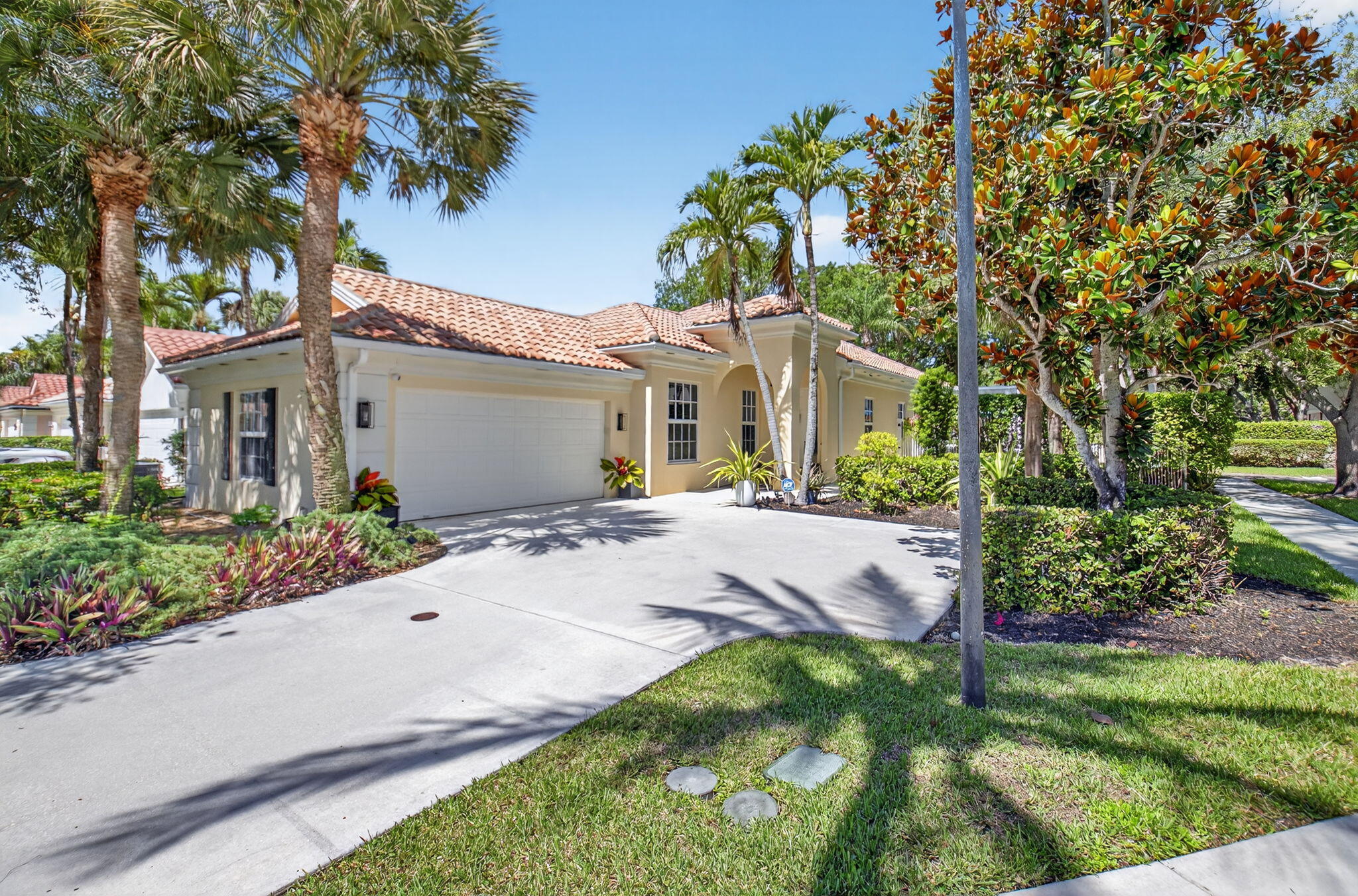 Photo of Listing #RX-11100632