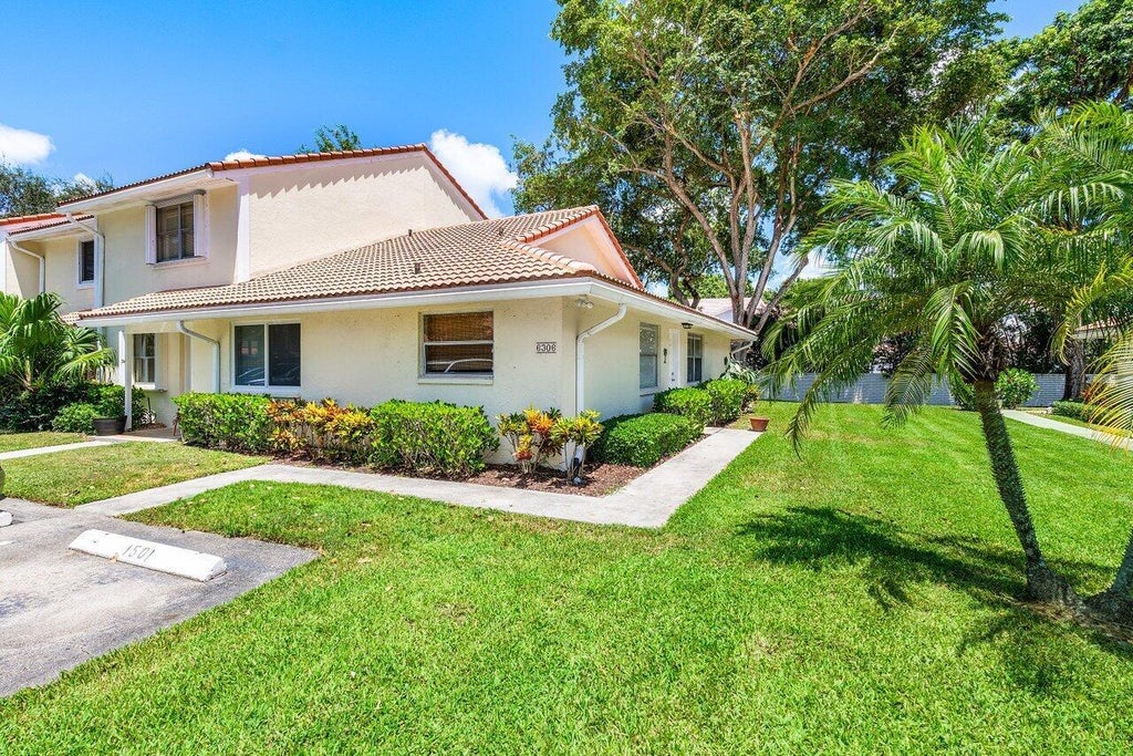 6306 Walk Cir, Boca Raton