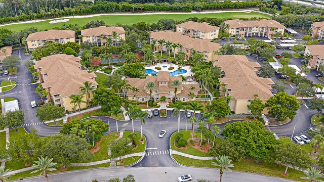 6466 Emerald Dunes Drive #207, West Palm Beach