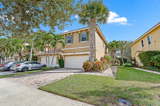 5024 Dulce Court, Palm Beach Gardens