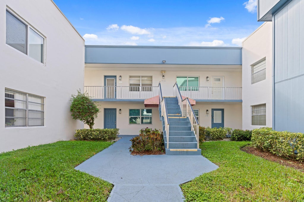 246 Normandy F, Delray Beach