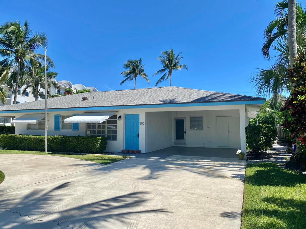 590 Ne Wavecrest Way, Boca Raton