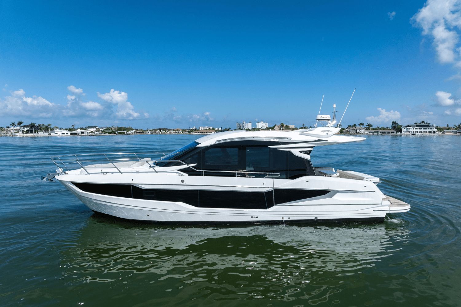 Photo of Listing #9401377