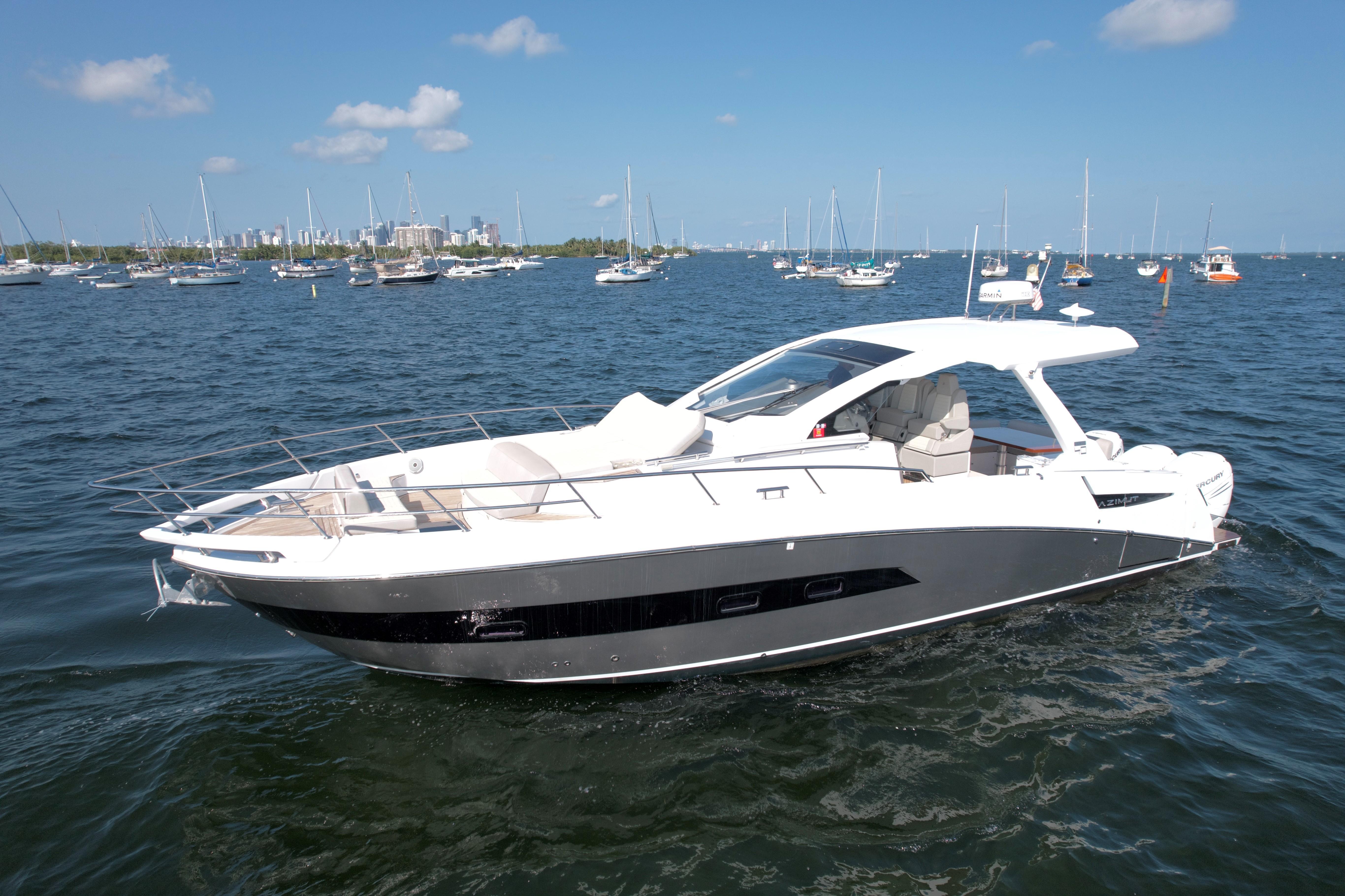 Photo of Listing #9692373