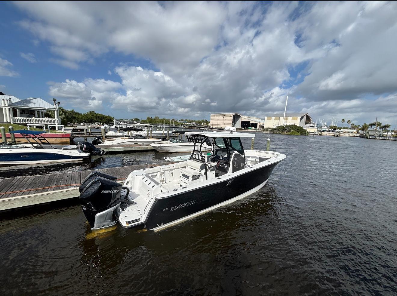 Photo of Listing #9709301