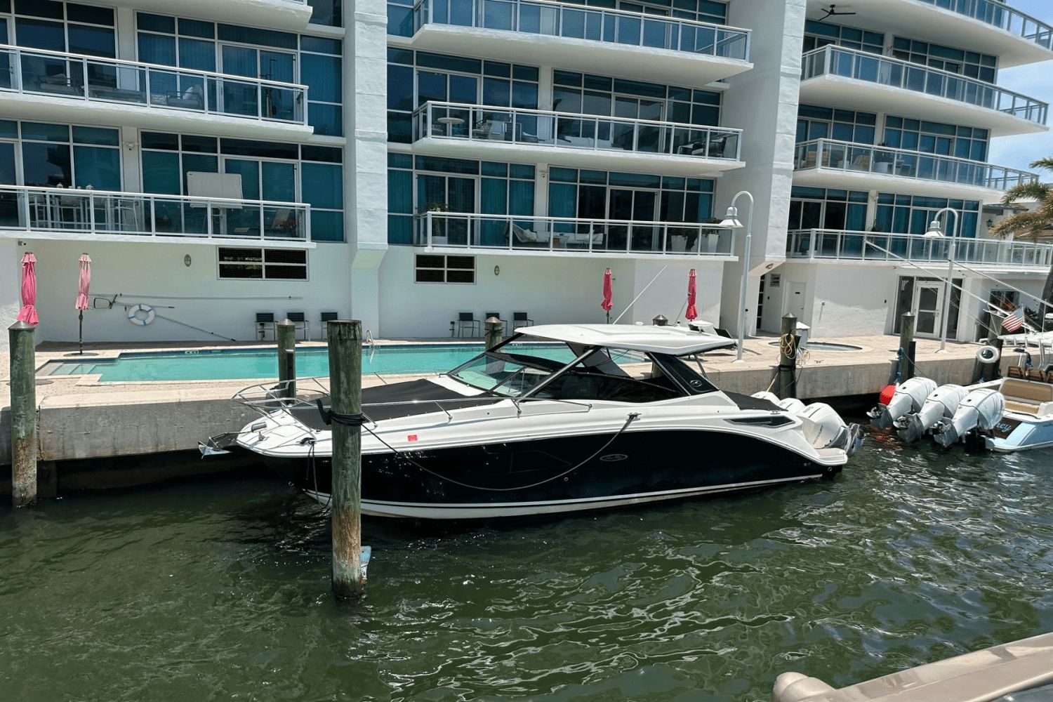 Photo of Listing #9843818