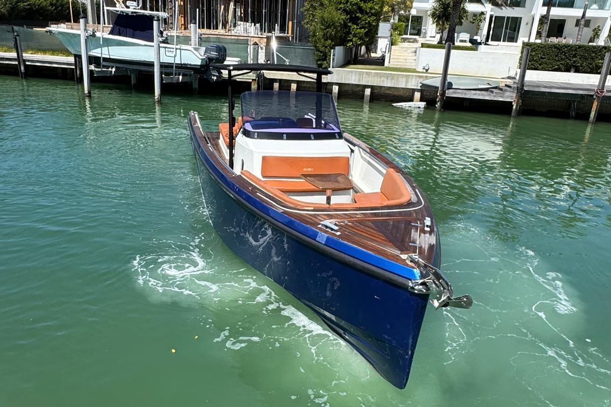 Photo of Listing #9911065