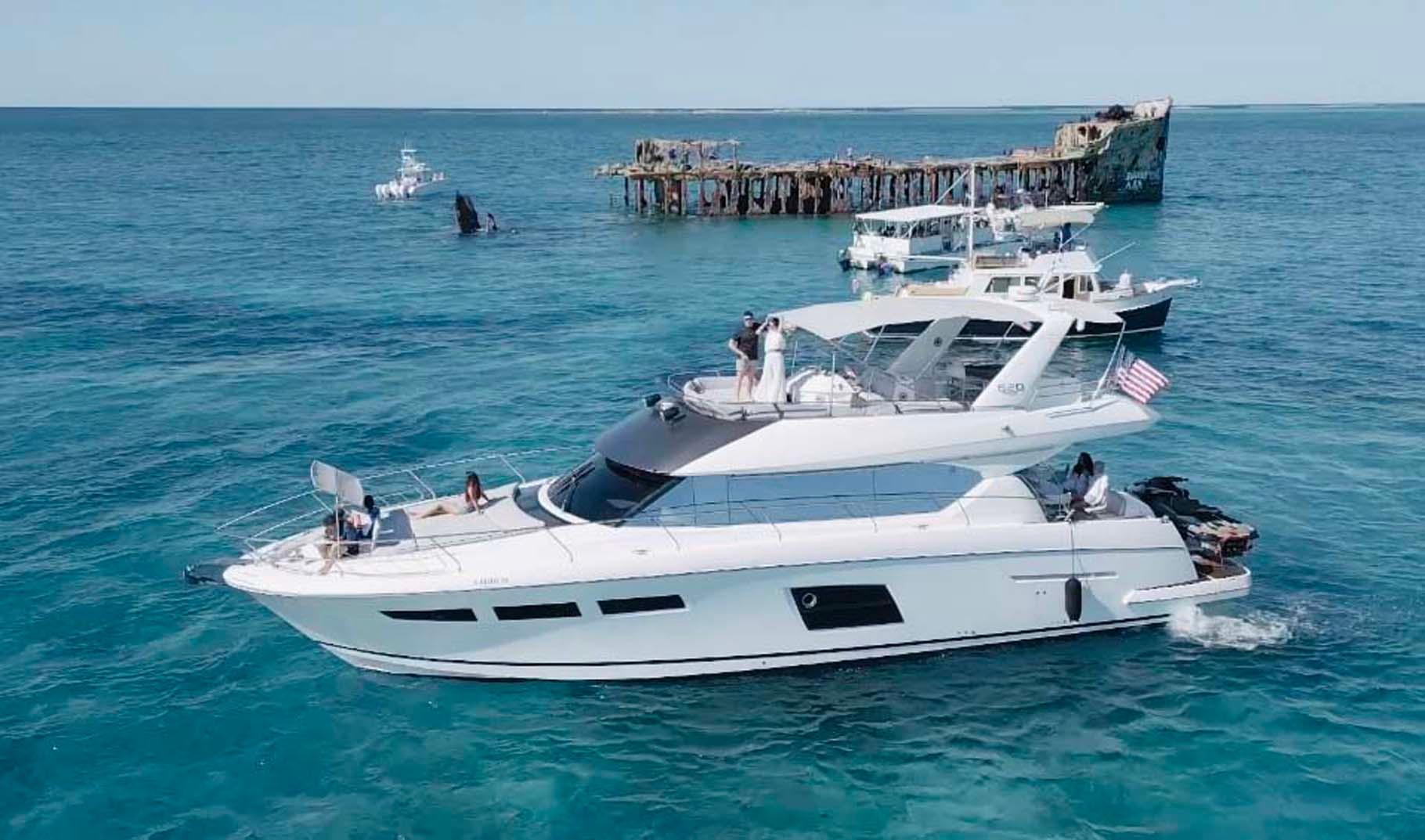 Photo of Listing #9916698