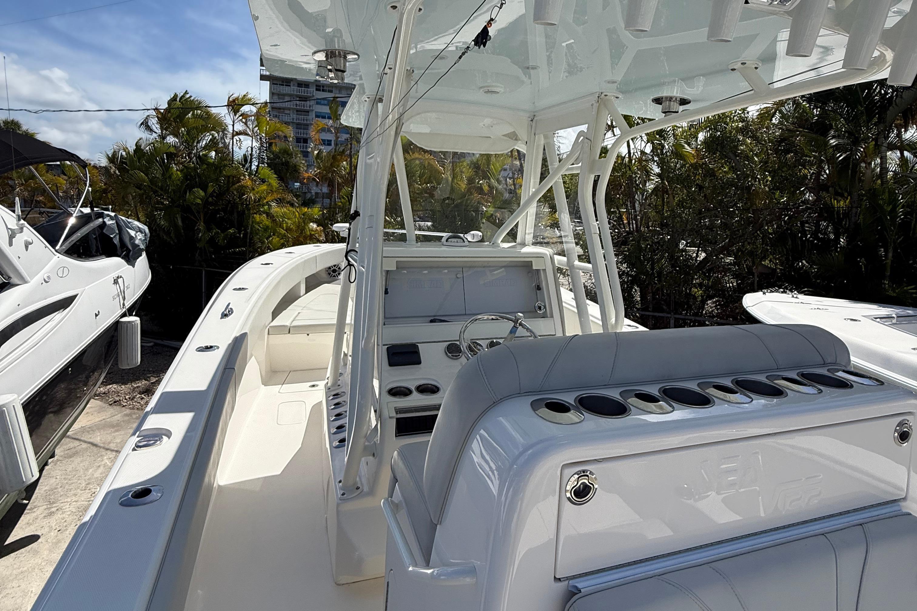 Photo of Listing #9930910