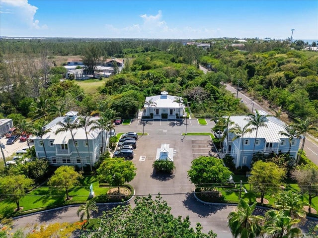 Blake Road, New Providence/Paradise Island