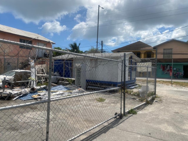 Lot 22 Market Street And John Road, New Providence/Paradise Island