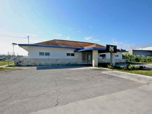 Queen's Highway, Grand Bahama/Freeport