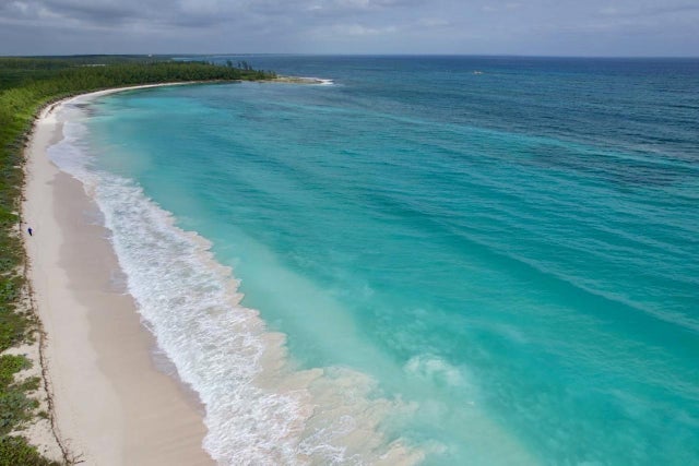 Schooner Bay Beachfront, Abaco