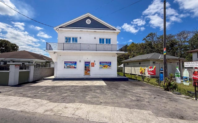 #24 Claridge Road, New Providence/Paradise Island