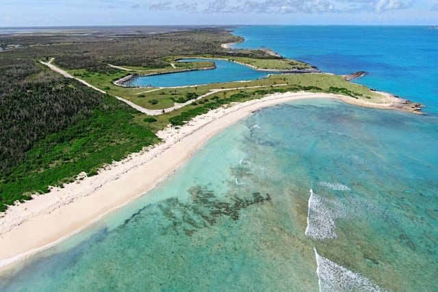Sandbank Landing, Abaco