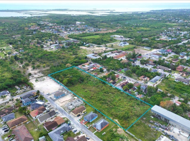 South Side Carmichael Roa, New Providence/Paradise Island