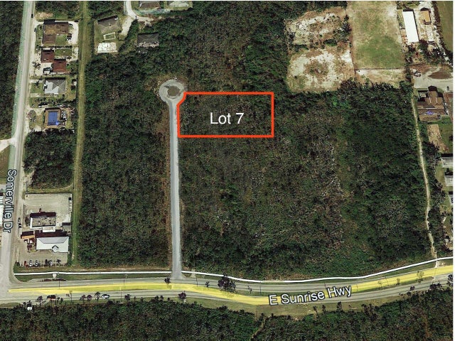 Lot 7 East Sunrise Highway, Grand Bahama/Freeport