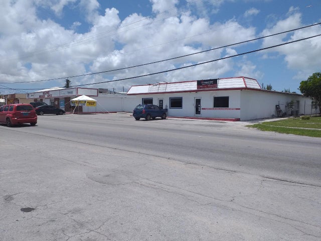 #6 Queen's Highway Block I Cia Subdivision, Grand Bahama/Freeport