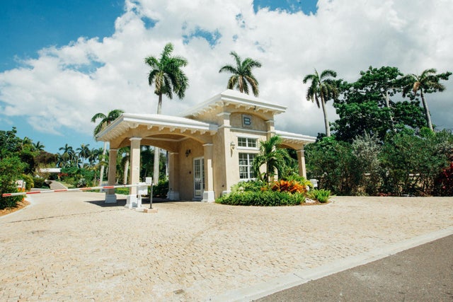 Balmoral Corporate Center, New Providence/Paradise Island