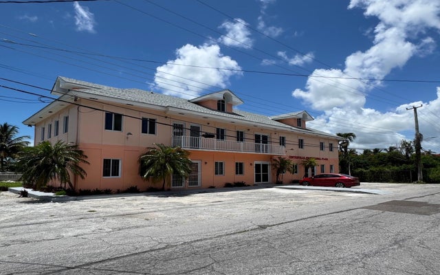 Centerville Professional Plaza, New Providence/Paradise Island