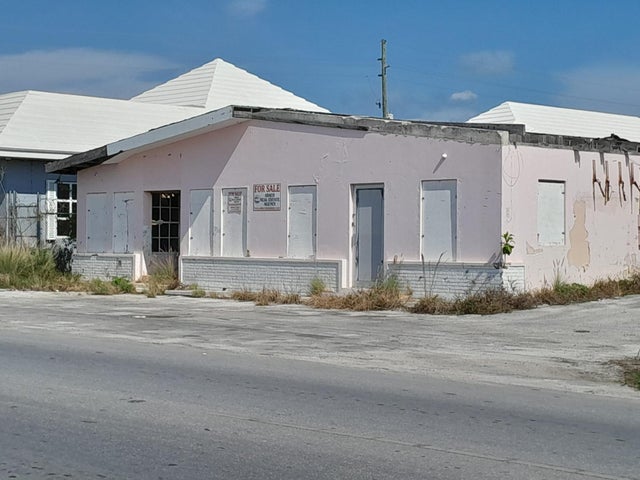 Queen Elizabeth Drive, Abaco