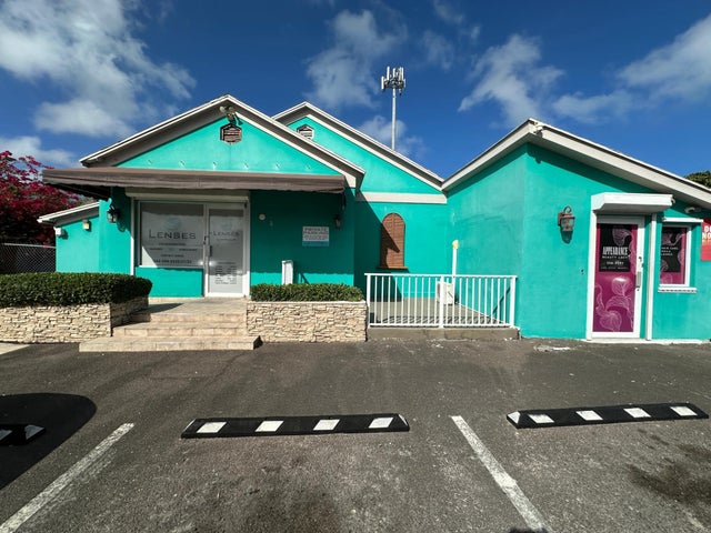 Palmdale, New Providence/Paradise Island