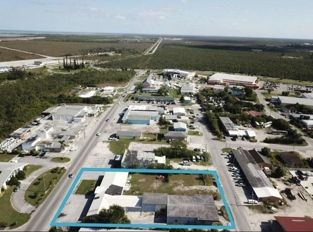 E4 E5 Queen's Highway, Grand Bahama/Freeport