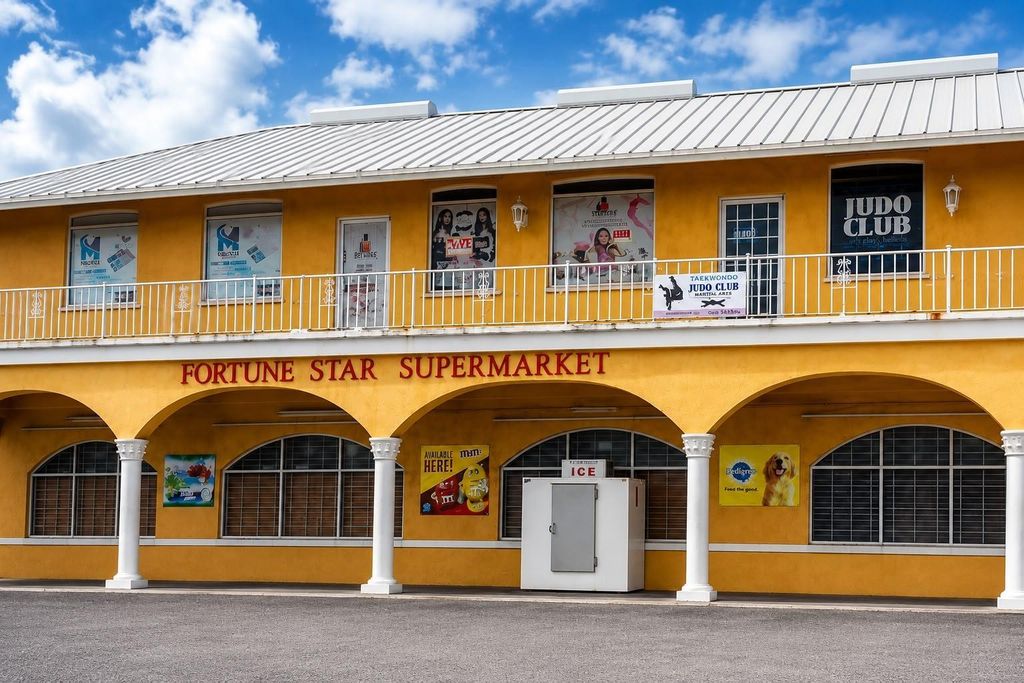 Levans Plaza, Prince Char, New Providence/Paradise Island