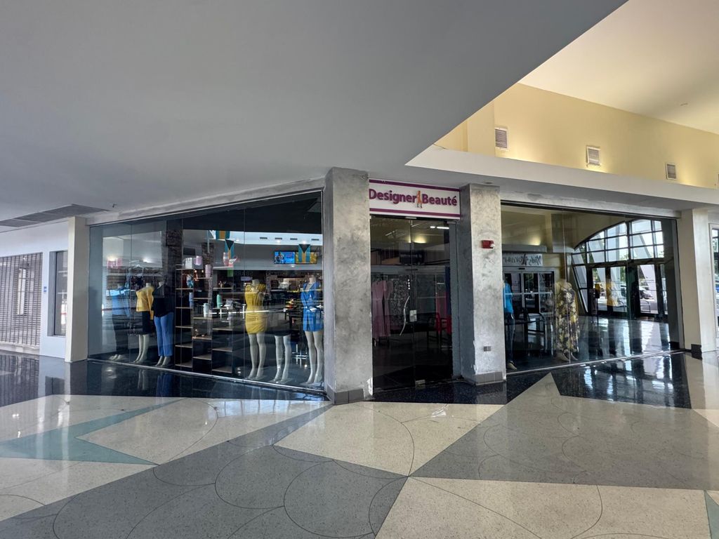 Mall At Marathon, New Providence/Paradise Island