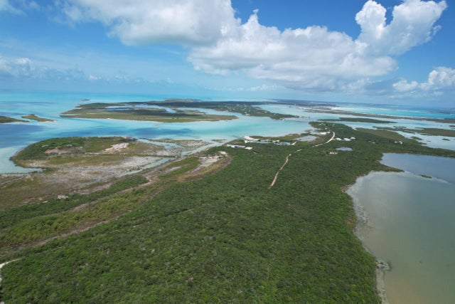Red Hill, Exuma & Exuma Cays