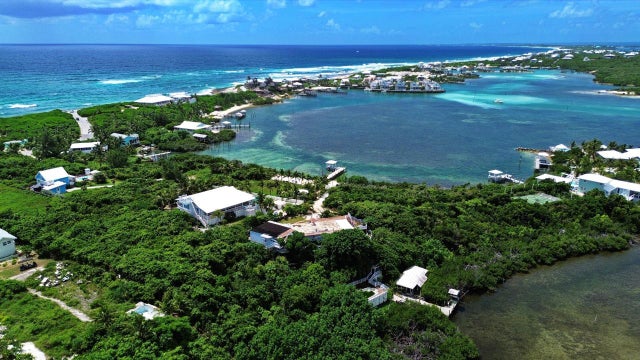 Hummingbird Hill, Abaco