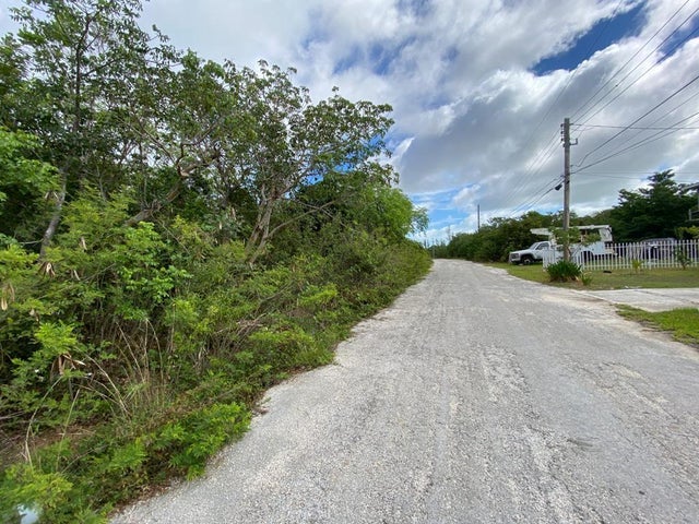 Rocky Point Road 291, Grand Bahama/Freeport